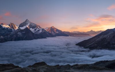 Bergpanorama bei Sonnenaufgang – Symbolbild für Vitalität und Longevity
